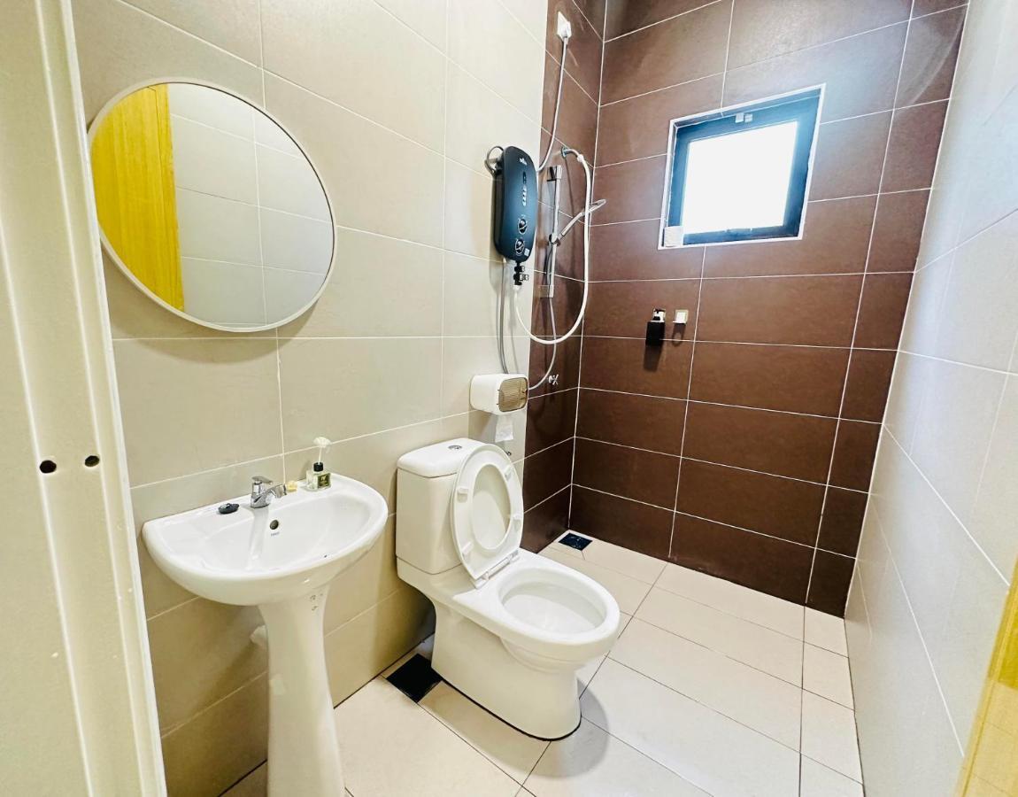 《Untitled Homestay》Sitiawan Eksteriør billede